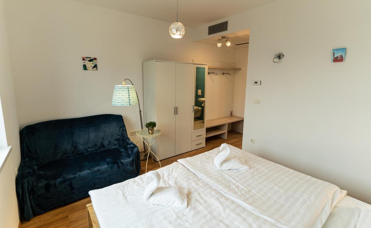 Accommodation Baron 卢布尔雅那 外观 照片