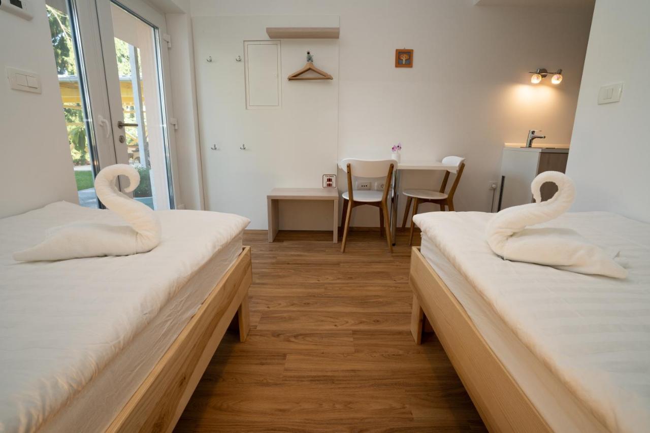 Accommodation Baron 卢布尔雅那 外观 照片